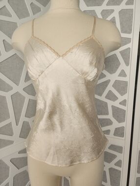Target Xhilaration Brand Sz Small Cream Zippered Camisole Style Top